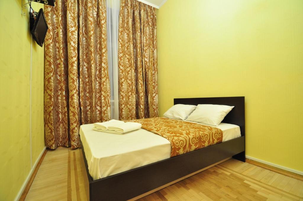 Status Guesthouse Kiev Ngoại thất bức ảnh